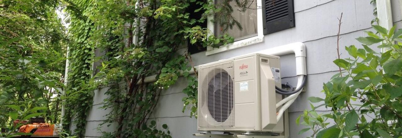 heat pump on side of house in maine